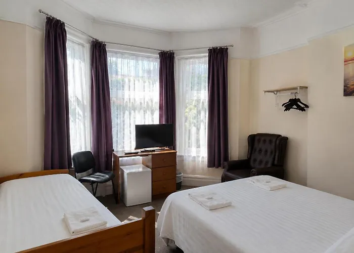 Dolphins Hotel